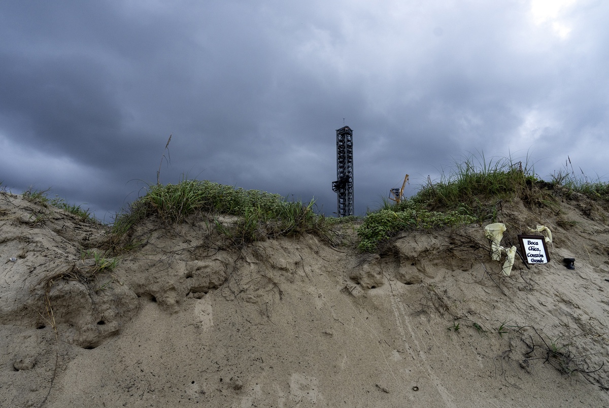 SpaceX wins OK to build plant that creates liquid oxygen for rockets near South Texas beach